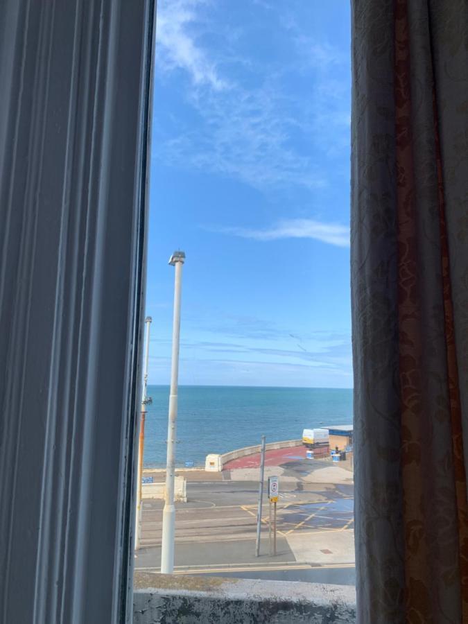 Jini Hotel Blackpool Buitenkant foto