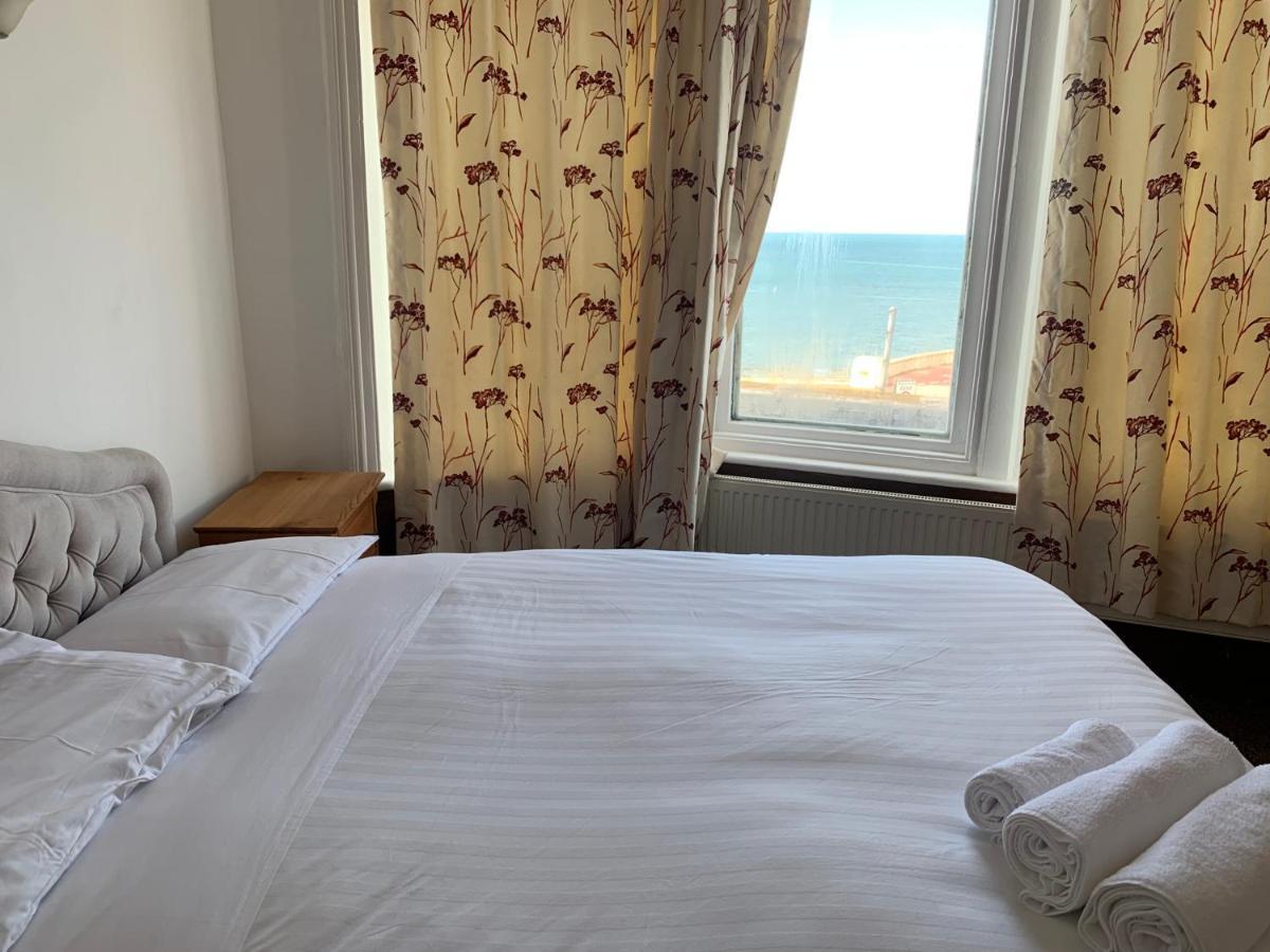 Jini Hotel Blackpool Buitenkant foto